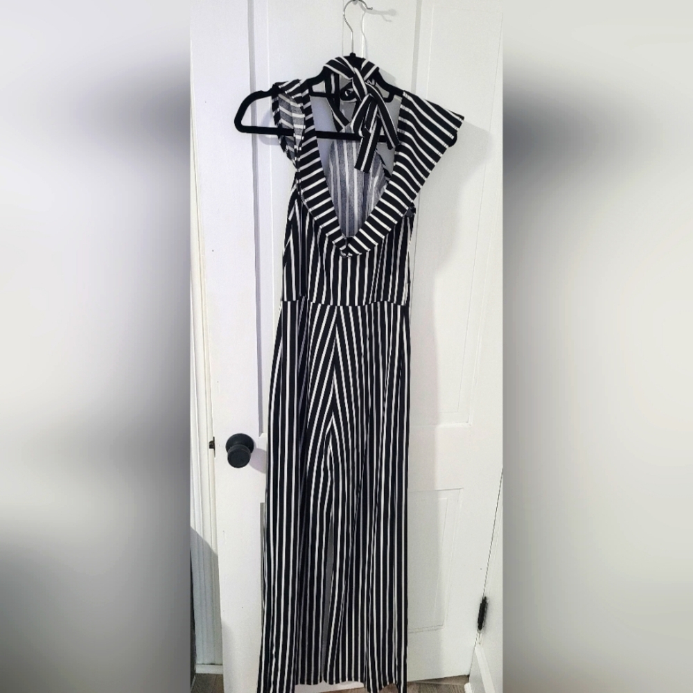 Jumpsuit - Picture 2 of 5